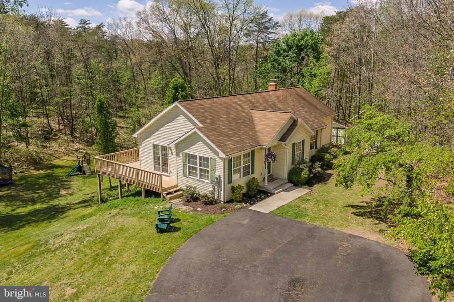 215 Ramblin Rose Ln, Martinsburg, WV 25404 - #2