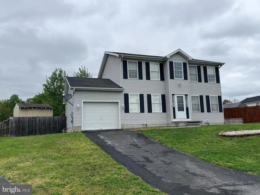 220 Burdette Dr, Martinsburg, WV 25404 - #2