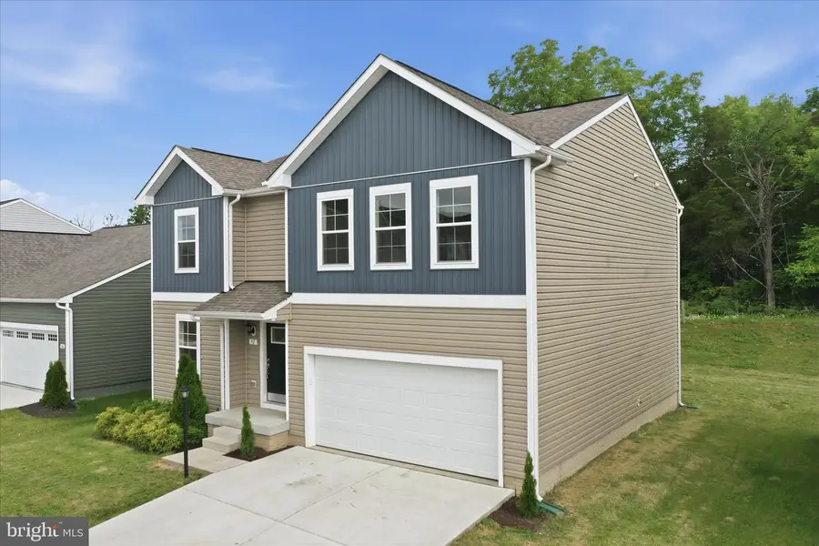 92 Belmont Pl, Falling Waters, WV 25419 - #3