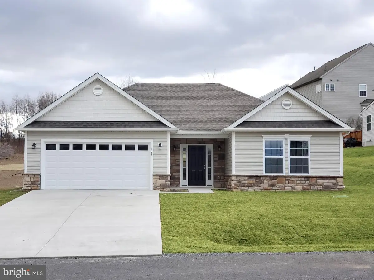 Lot 27 Cabriolet, Martinsburg, WV 25401 - #1