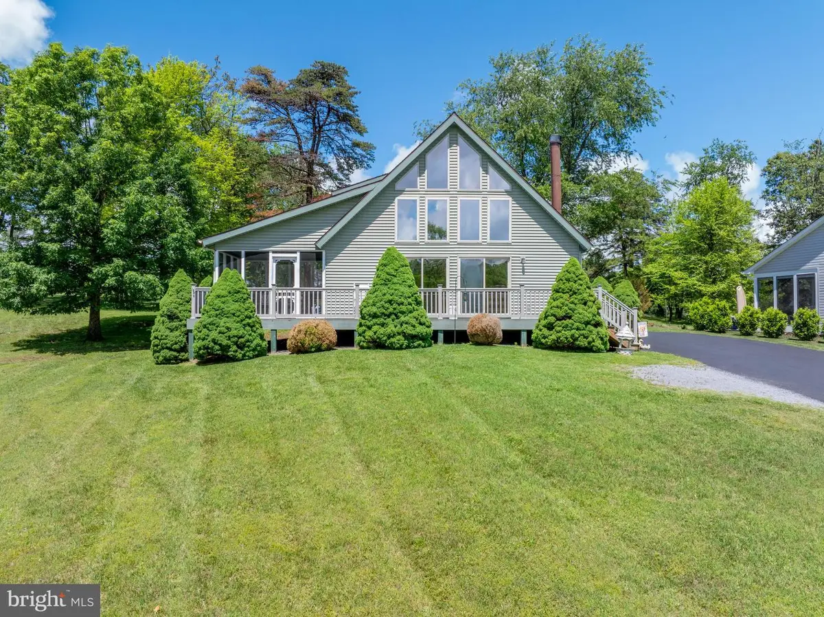 81 Nokomis Trl, Hedgesville, WV 25427 - #1