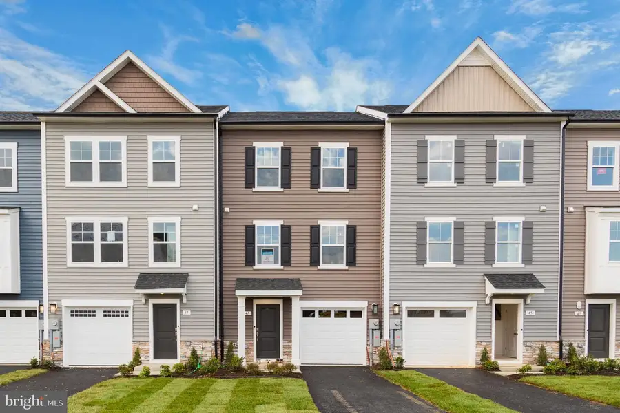 41 Scammel Dr, Bunker Hill, WV 25413 - #2