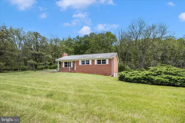 208 Stoney Lick Rd, MARTINSBURG, WV 25403