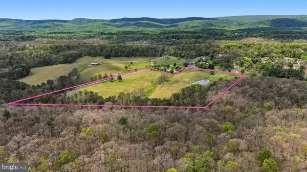 Providence Church Road, HEDGESVILLE, WV 25427