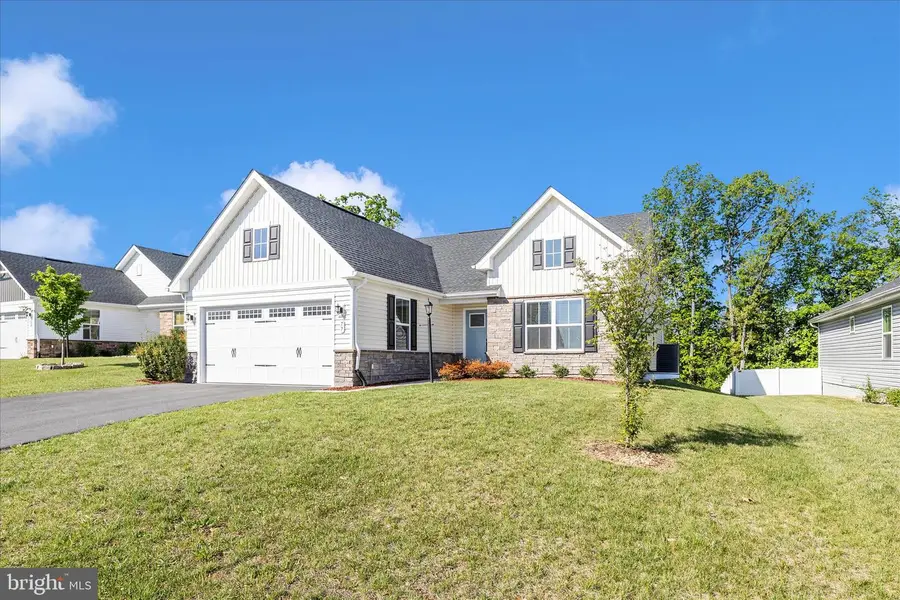 77 Alnwick Ln, Martinsburg, WV 25405 - #3