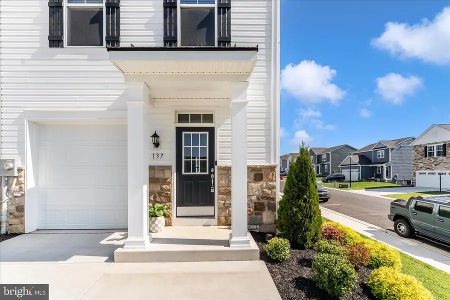 137 Mossdale Blvd, Falling Waters, WV 25419 - #2