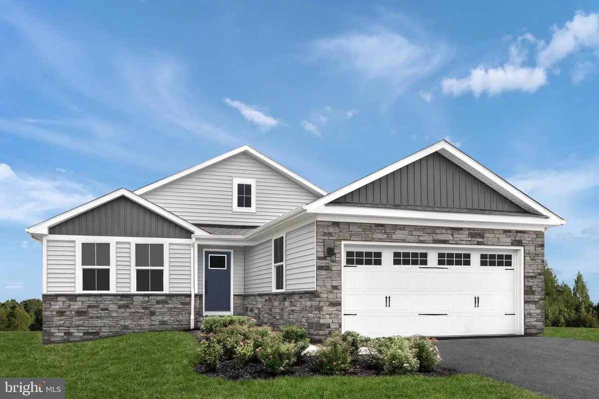 1758 Alice Springs Dr, Martinsburg, WV 25403 - #1