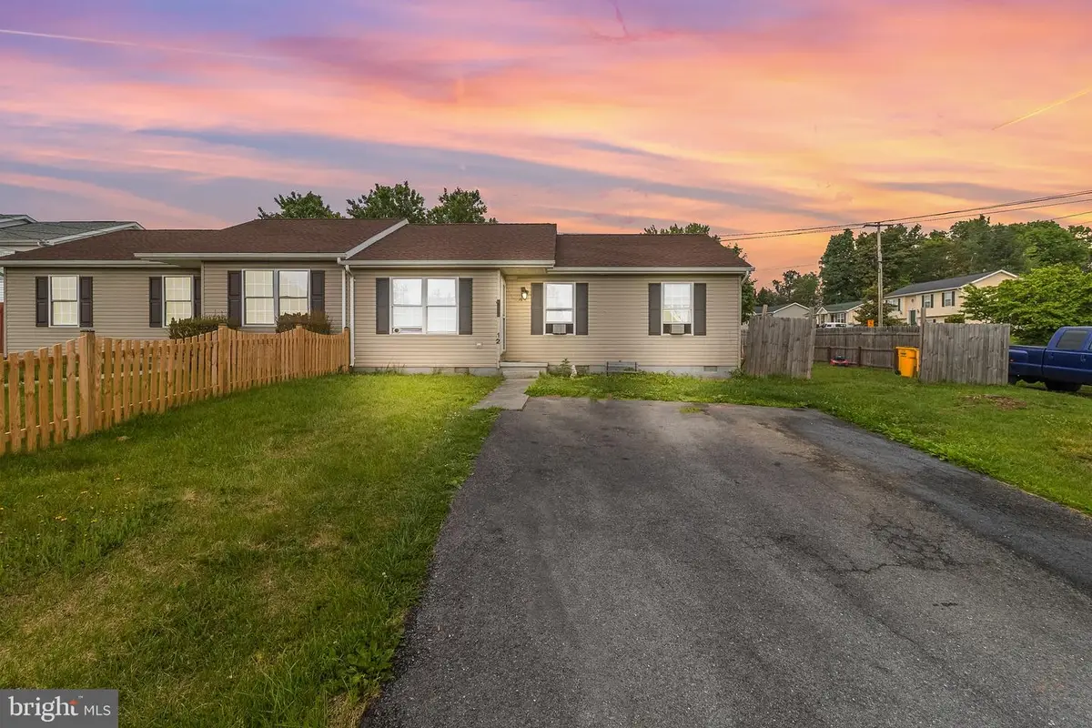 12 Empress Cir, Inwood, WV 25428 - #1