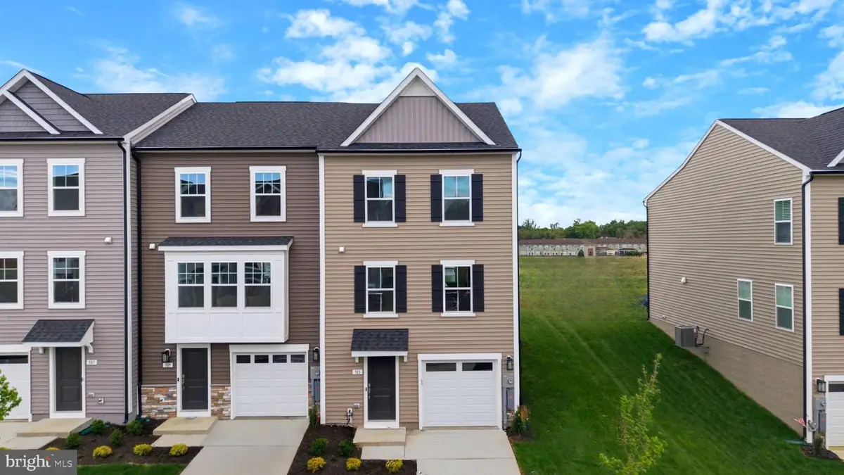 511 Fontana Cir, Martinsburg, WV 25403 - #1