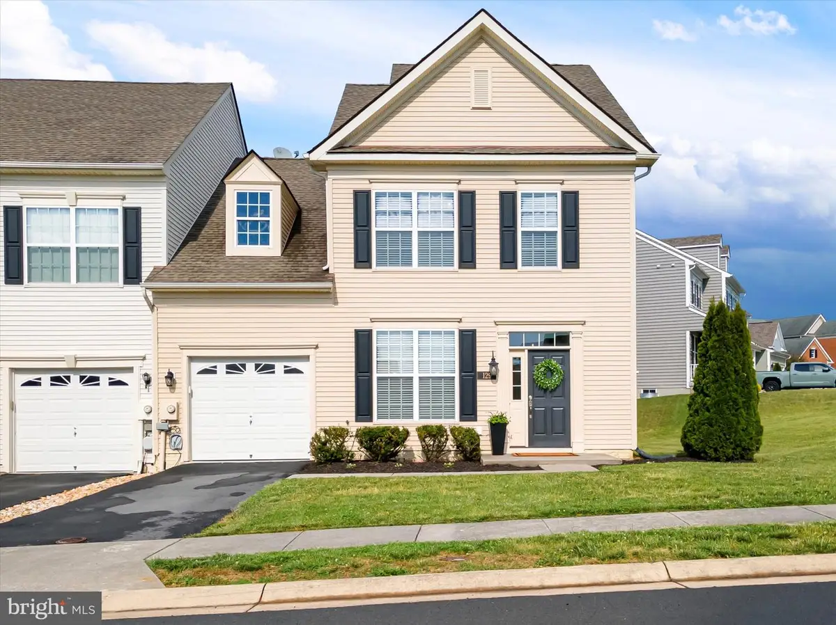 129 Strathmore Way E, Martinsburg, WV 25403 - #1