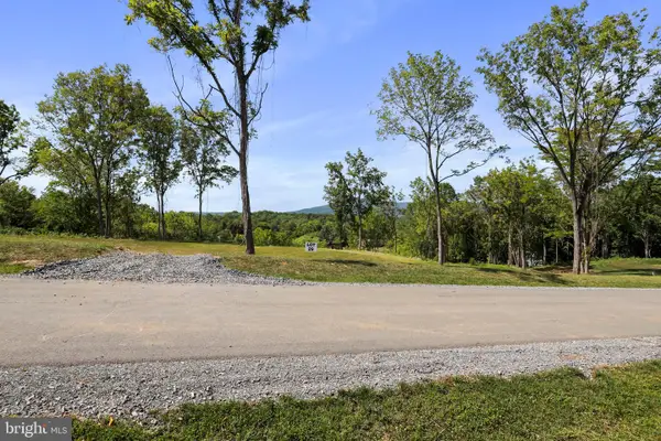 Bella Vista Subdivision - Section 2, Lot 29, FALLING WATERS, WV 25419