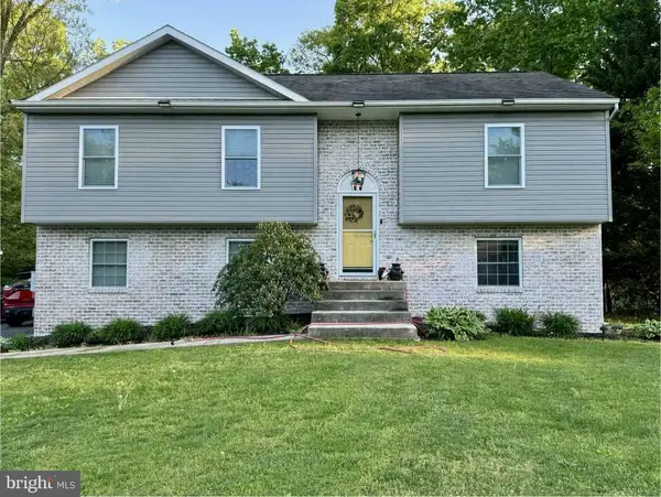98 Manassas Dr, FALLING WATERS, WV 25419