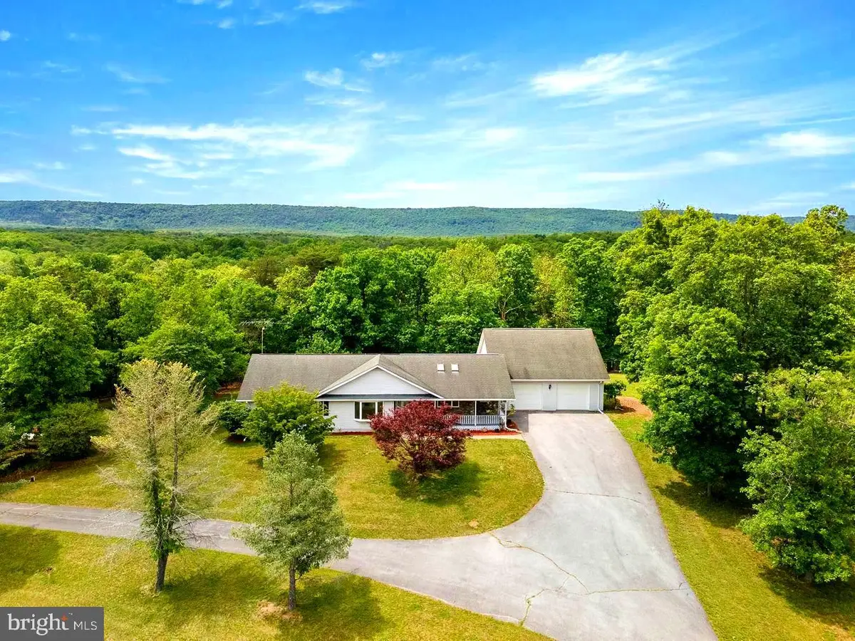 324 Sleepy Creek Rd, Hedgesville, WV 25427 - #1