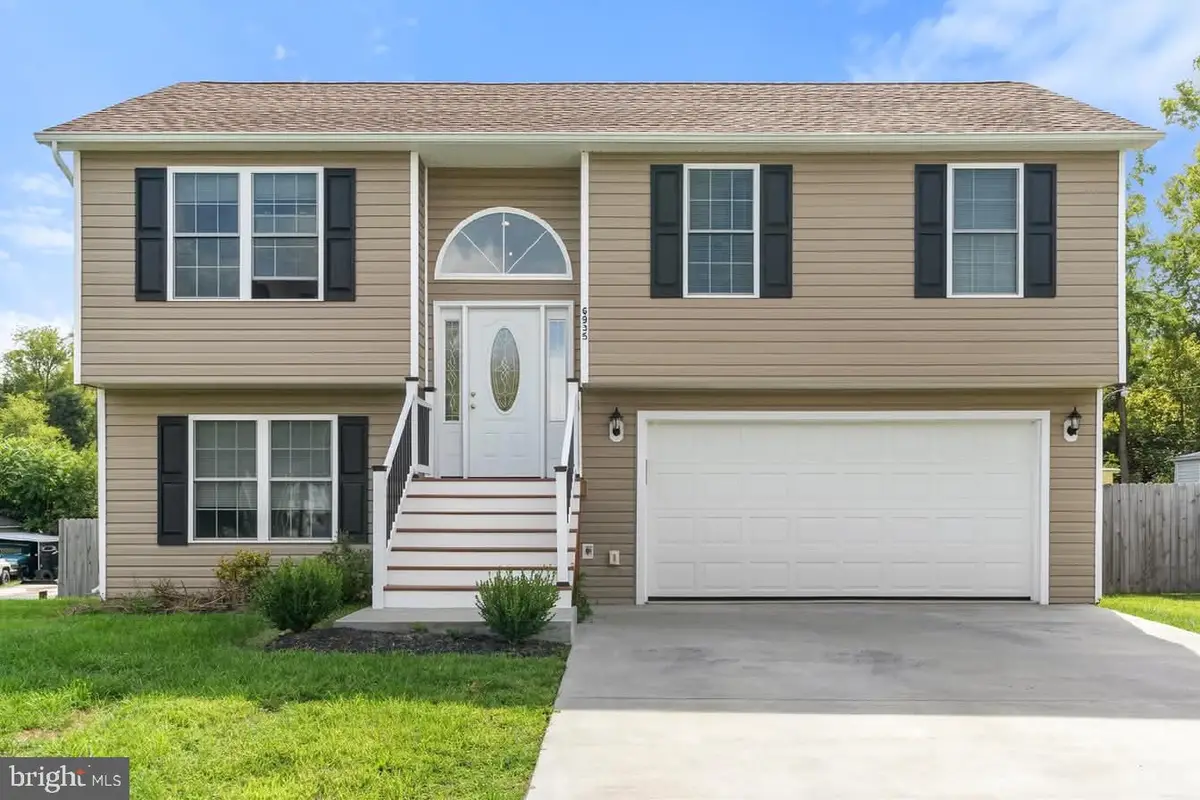 6935 Winchester Ave, Inwood, WV 25428 - #1