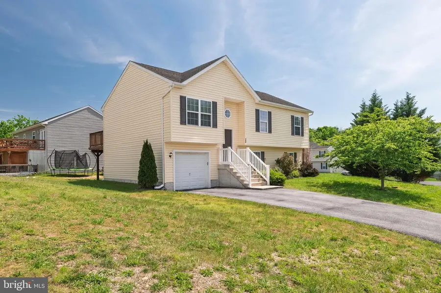 153 Eisenhower Cir, Inwood, WV 25428 - #2