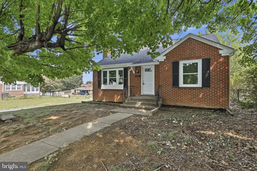 119 N Delaware Ave, Martinsburg, WV 25401 - #2