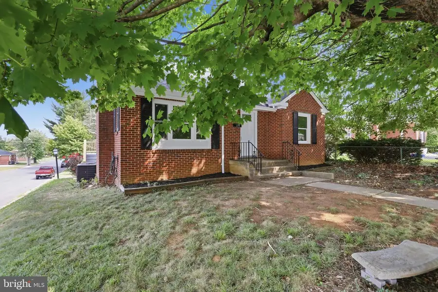 119 N Delaware Ave, Martinsburg, WV 25401 - #3