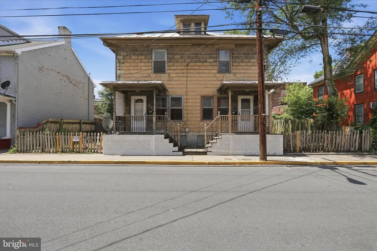 226 N Spring St, Martinsburg, WV 25401 - #1