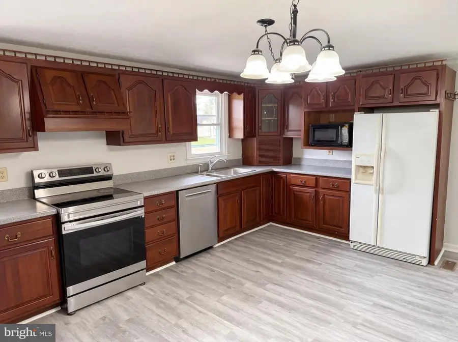 98 Grimes Dr, Martinsburg, WV 25403 - #2