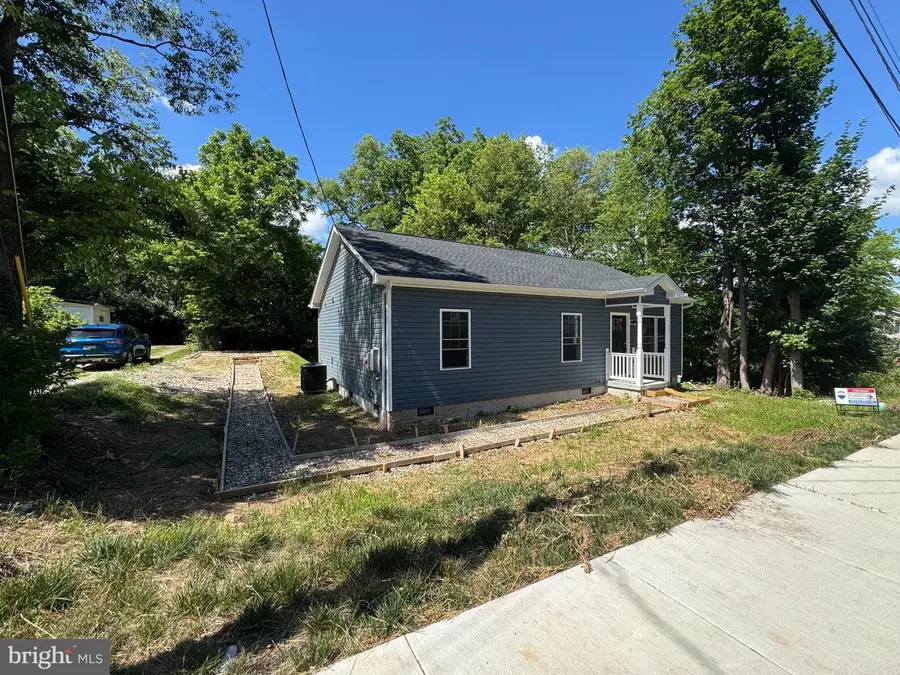 701 Boston St, Martinsburg, WV 25401 - #3