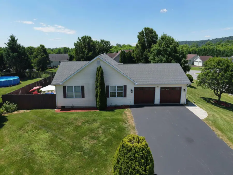 98 Knox Dr, Hedgesville, WV 25427 - #3