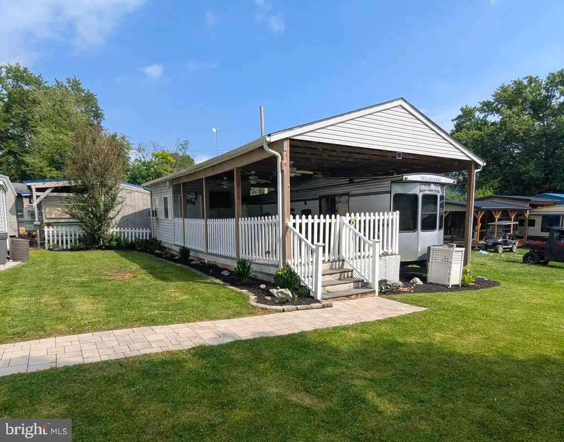 Block 5 Lot 43 Chipmunk Circle, Falling Waters, WV 25419 - #1