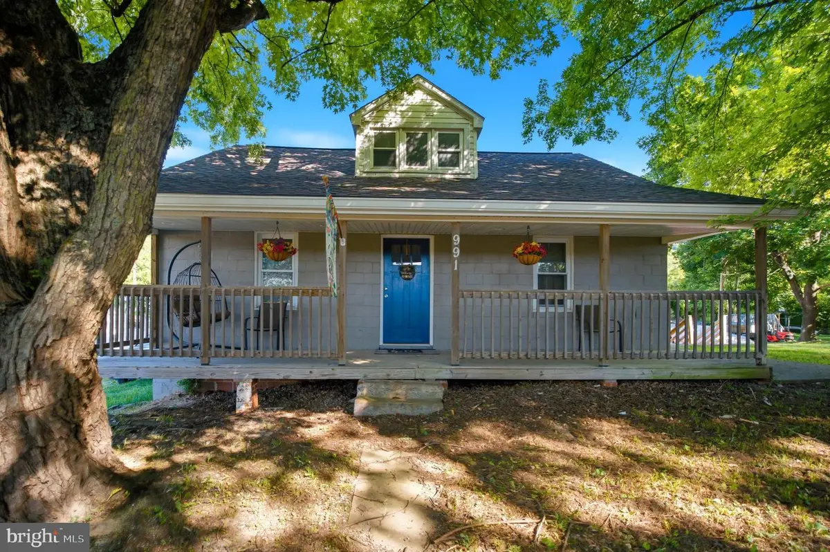 991 Hammonds Mill Rd, Hedgesville, WV 25427 - #1