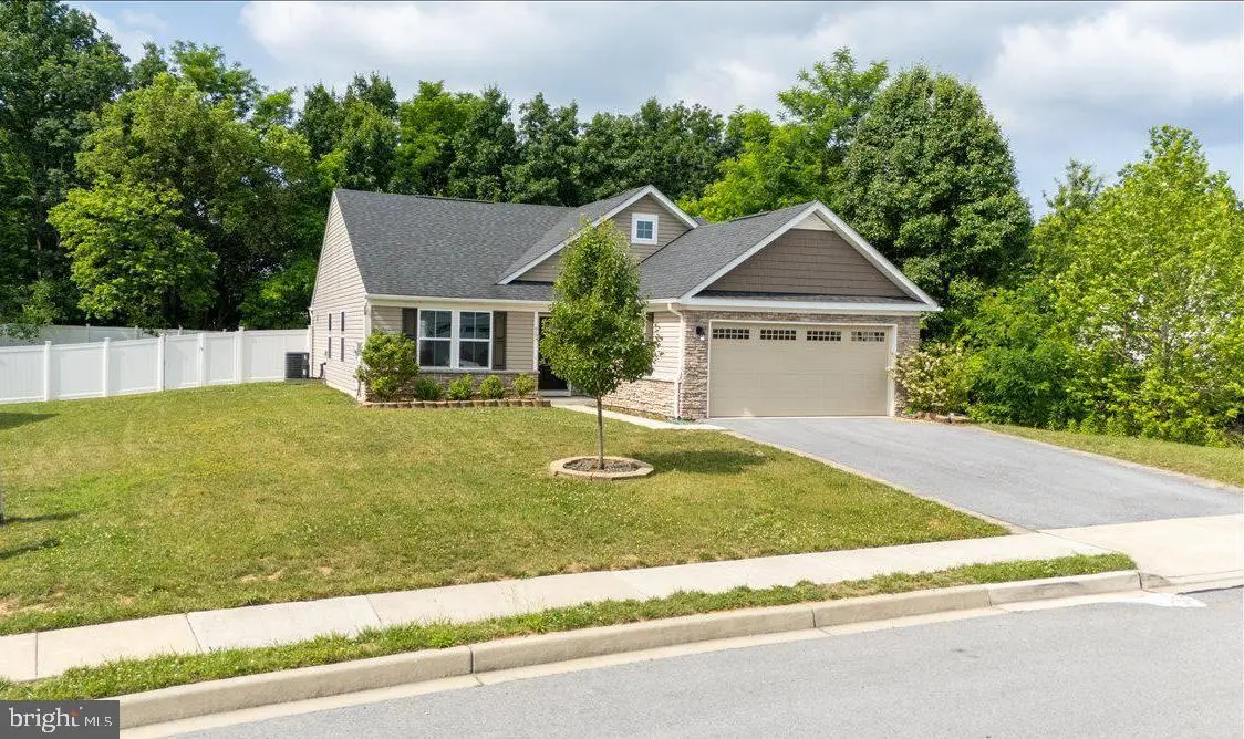 53 Elstow Way, Martinsburg, WV 25405 - #1