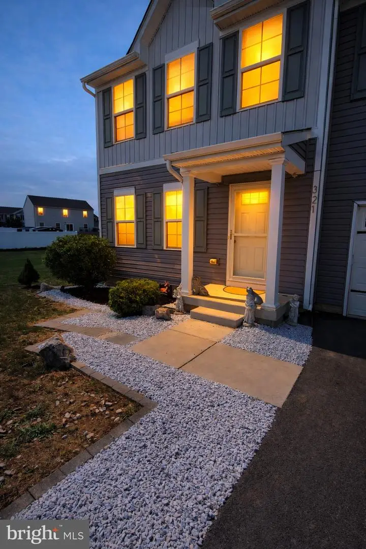 321 Tickseed Ct, Bunker Hill, WV 25413 - #1