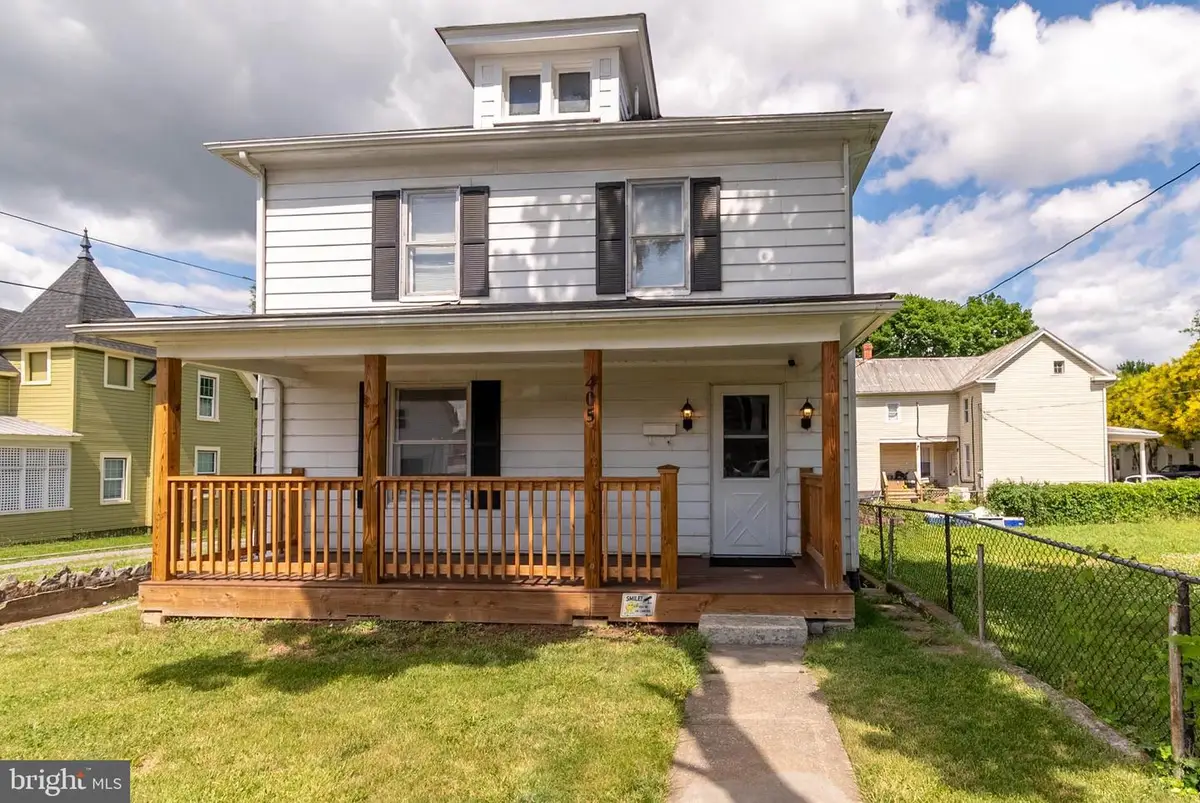 405 Porter Ave, Martinsburg, WV 25401 - #1