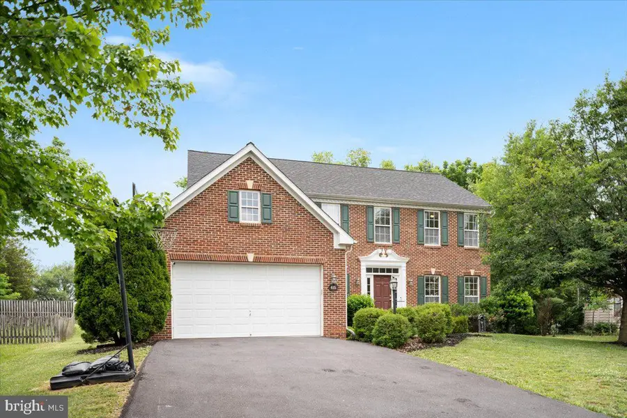415 Richwood Hall Rd, Kearneysville, WV 25430 - #2