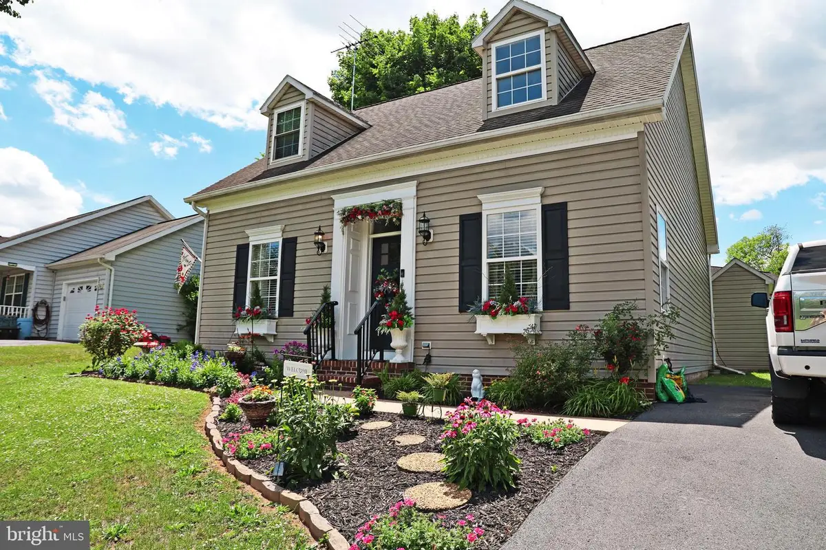 211 Sentry Ln, Martinsburg, WV 25401 - #1