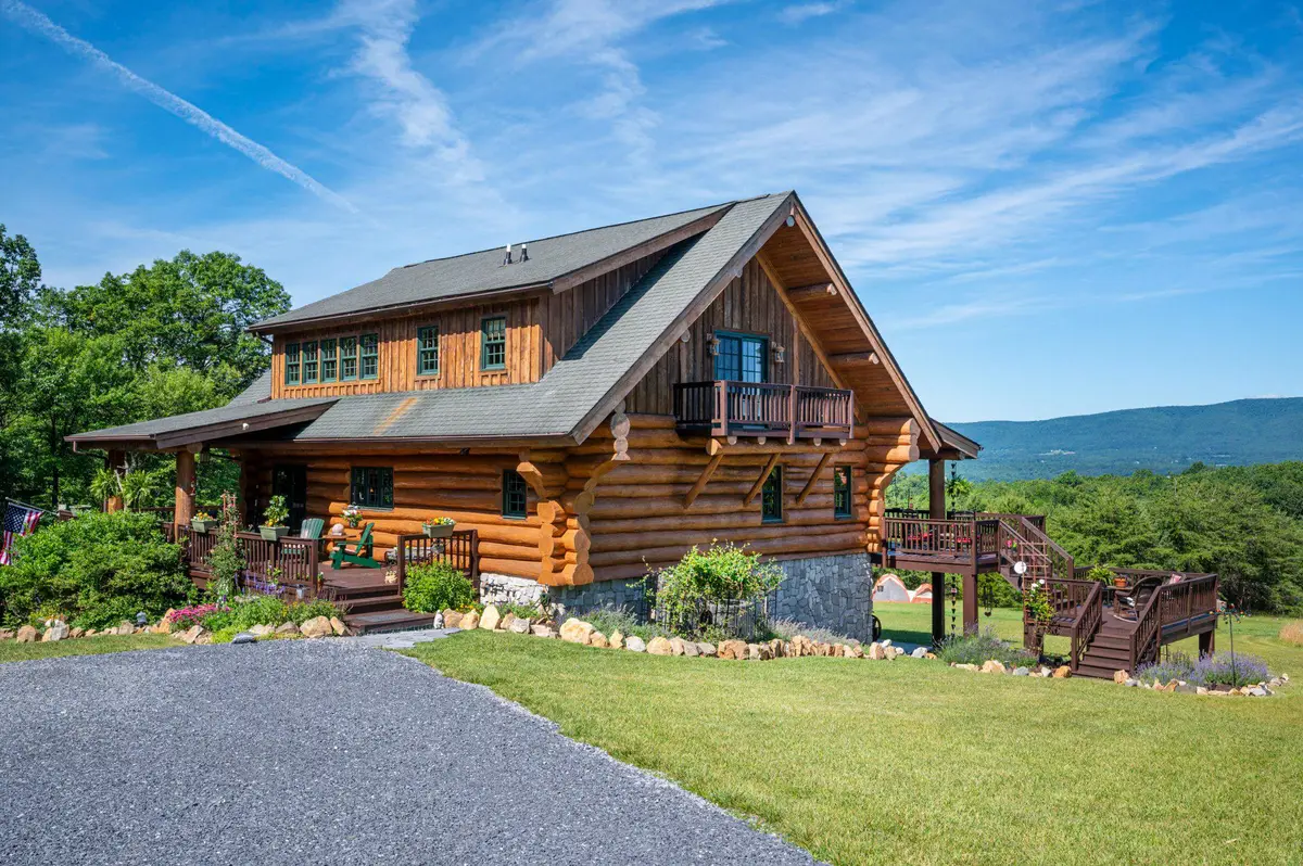2199 Cheyennes Trl, Gerrardstown, WV 25420 - #1