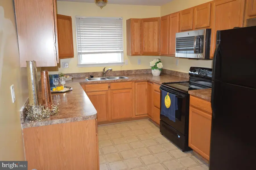 39 Sophie Ln, Bunker Hill, WV 25413 - #2