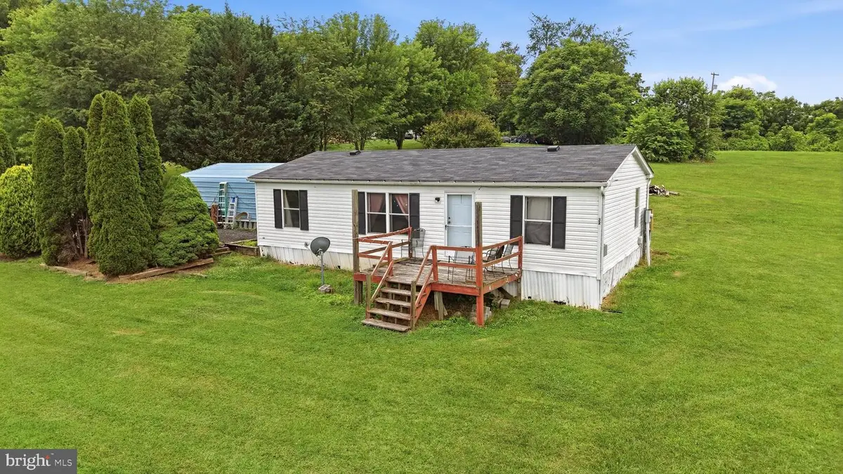 88 Chet Dr, Hedgesville, WV 25427 - #1