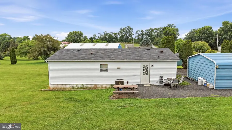88 Chet Dr, Hedgesville, WV 25427 - #2