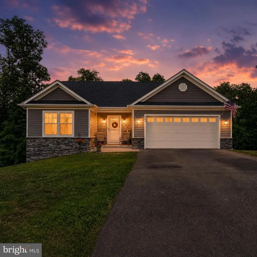 463 Executive Way, Hedgesville, WV 25427 - #2