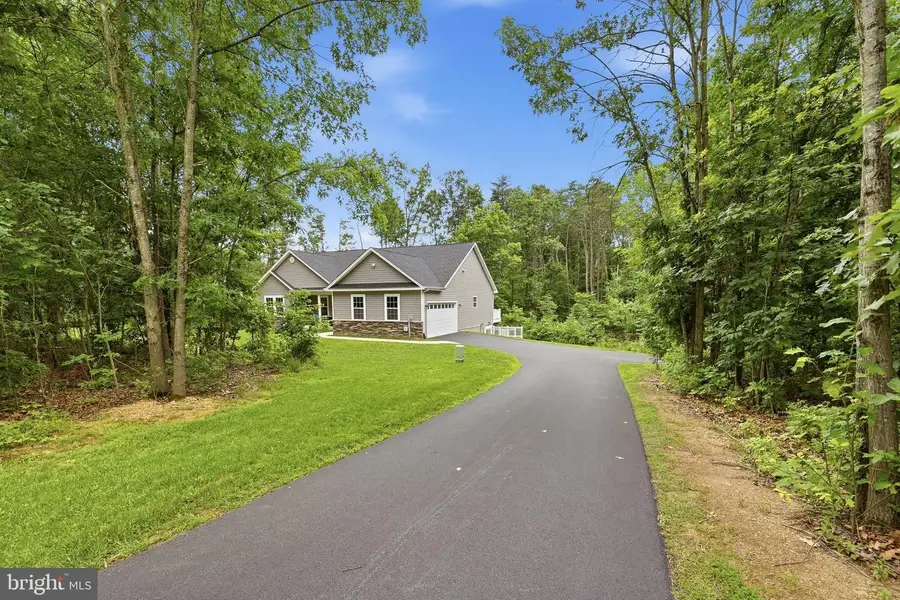 730 Basin Dr, Inwood, WV 25428 - #2