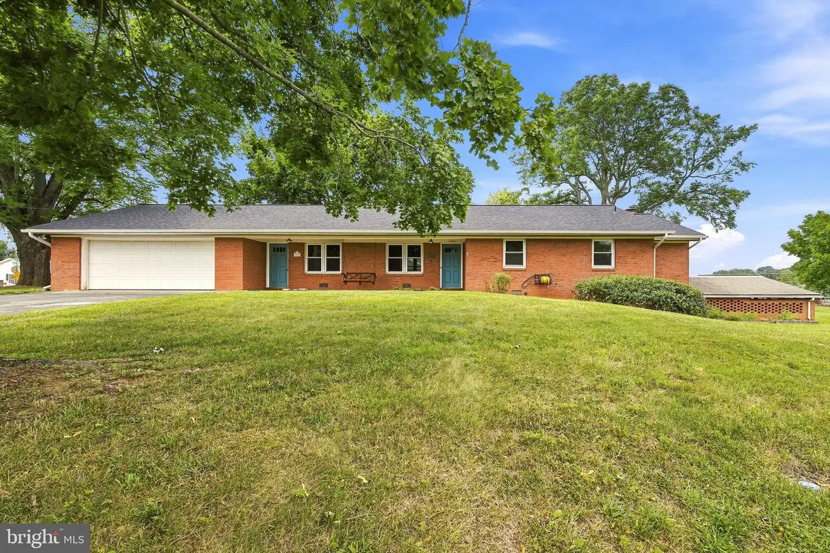 23 Drake Ave, Falling Waters, WV 25419 - #1