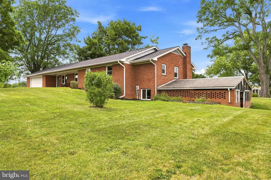 23 Drake Ave, Falling Waters, WV 25419 - #3