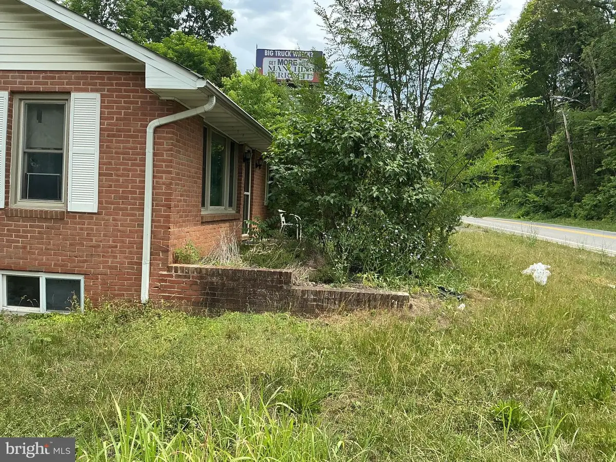608 Gosling Marsh Rd, Martinsburg, WV 25404 - #1