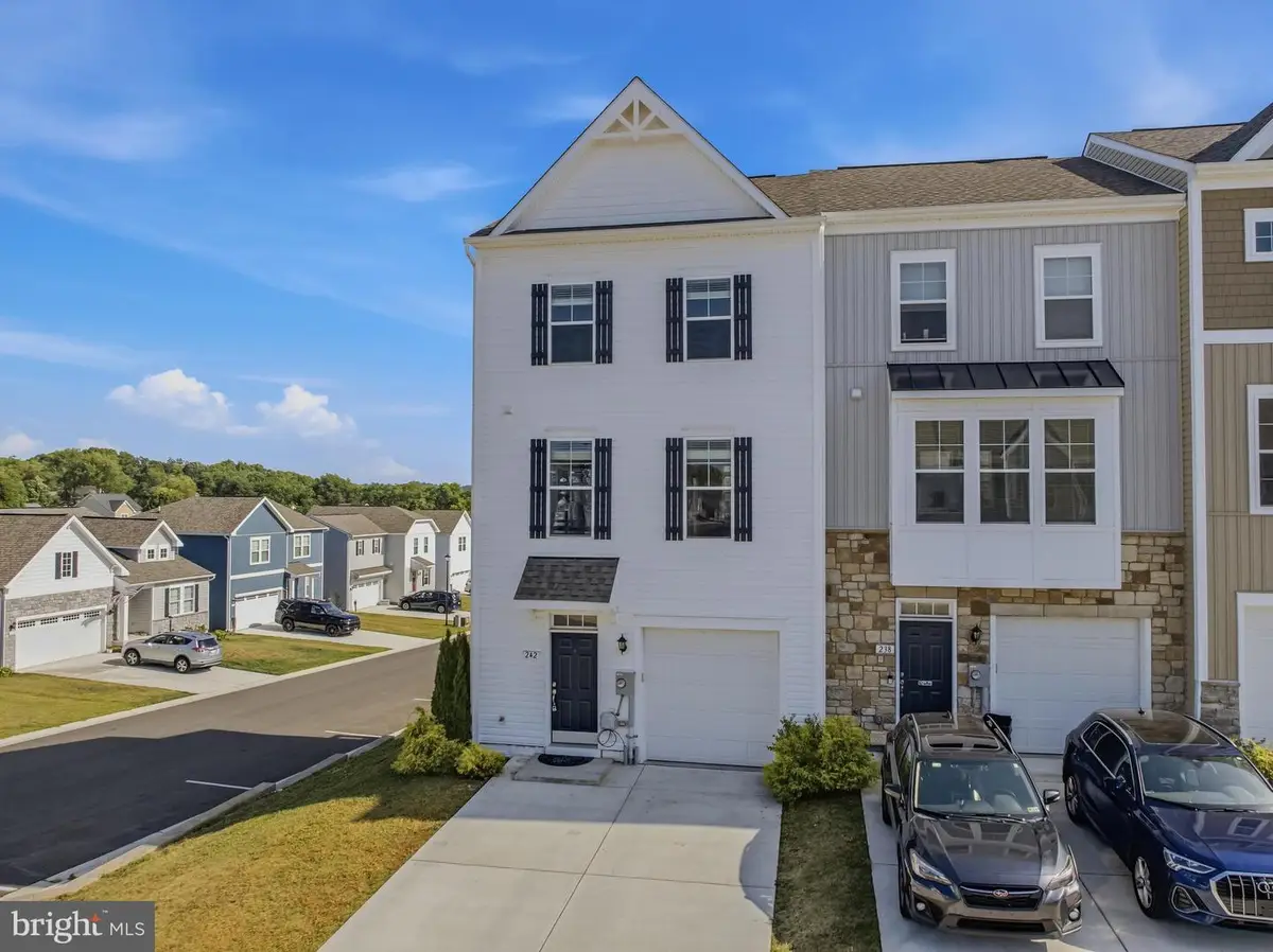 242 Charterhouse St, Falling Waters, WV 25419 - #1