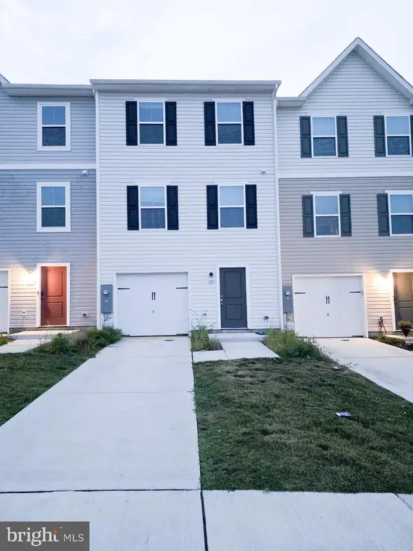 128 Rabbit Rd, HEDGESVILLE, WV 25427