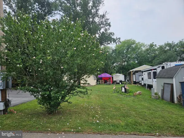 Block 59 Lot 10 Jollywood Rd, FALLING WATERS, WV 25419