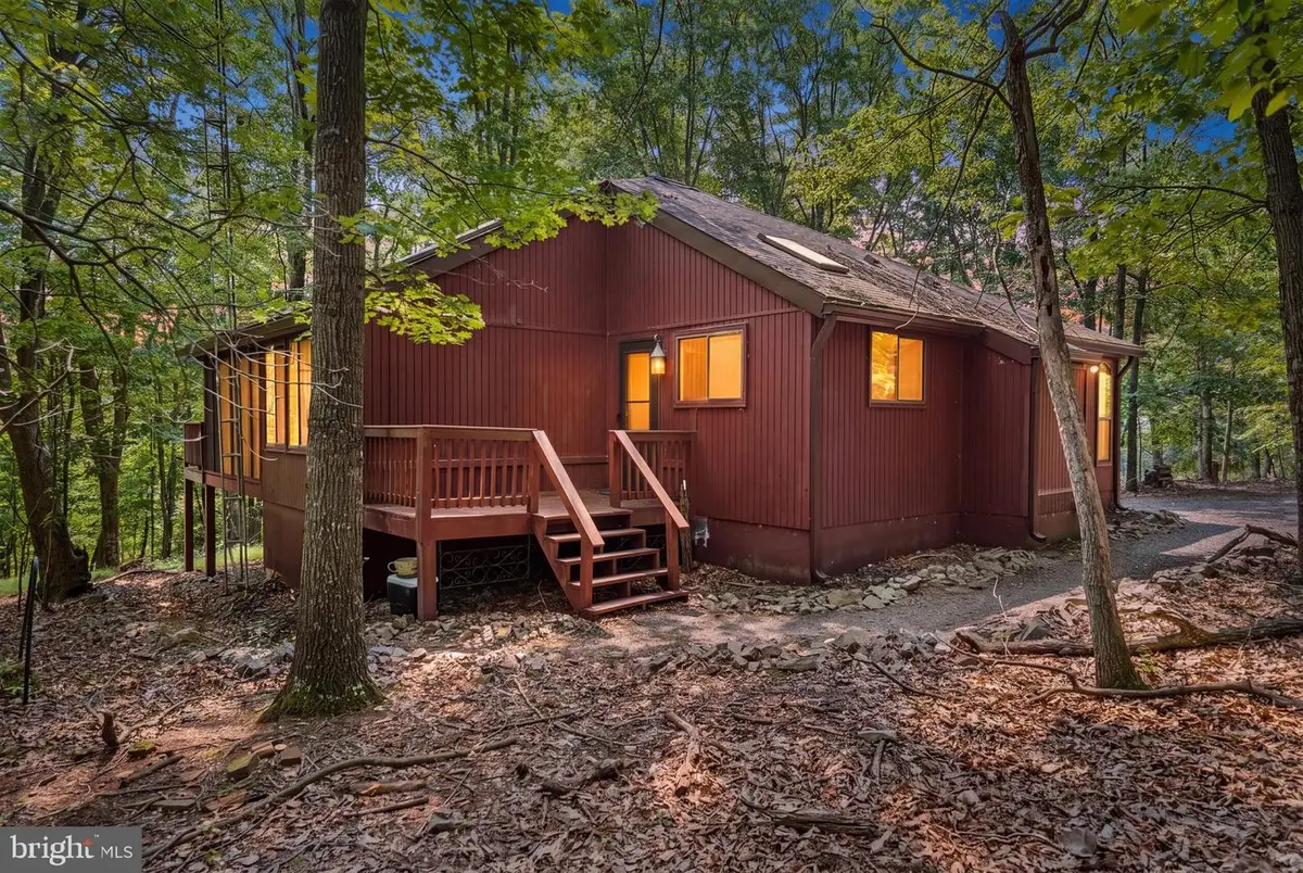 19 Snowflake Ln, Hedgesville, WV 25427 - #1