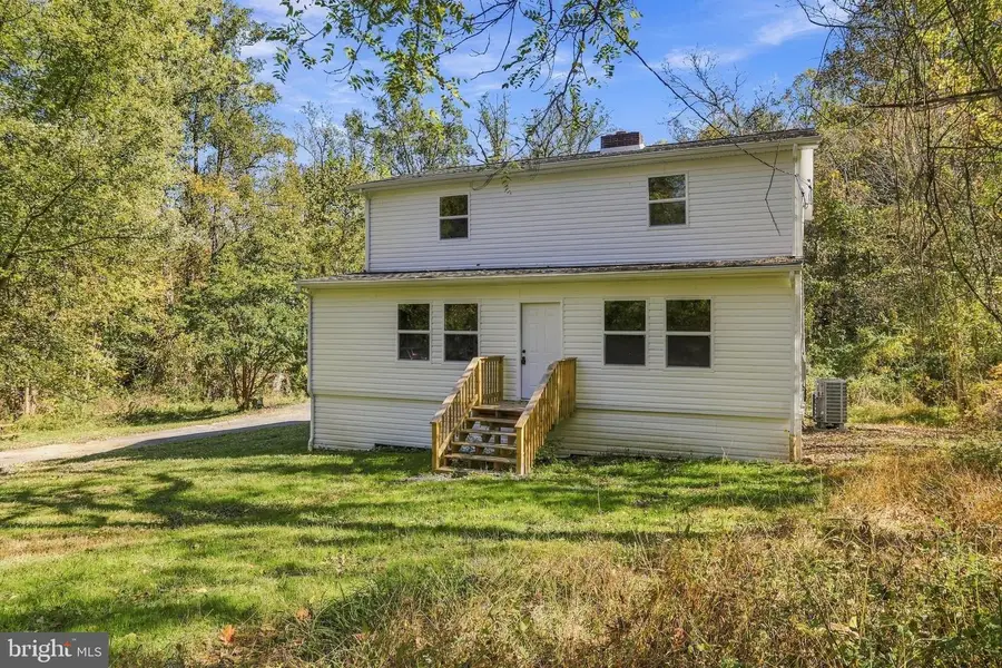 132 Riverview Dr, Falling Waters, WV 25419 - #2