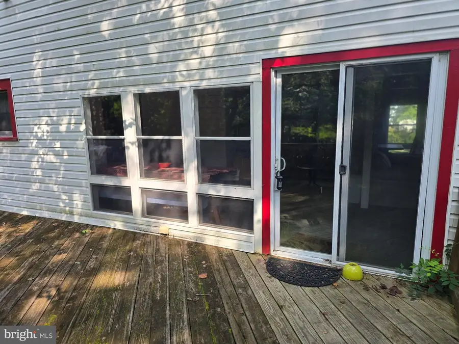 474 Temple Dr, Falling Waters, WV 25419 - #2