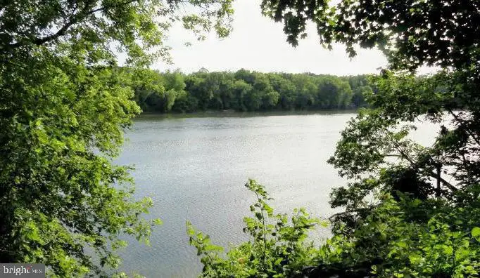 Temple Dr, Falling Waters, WV 25419 - #1
