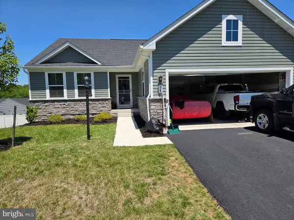 90 Sutherland Way, MARTINSBURG, WV 25405
