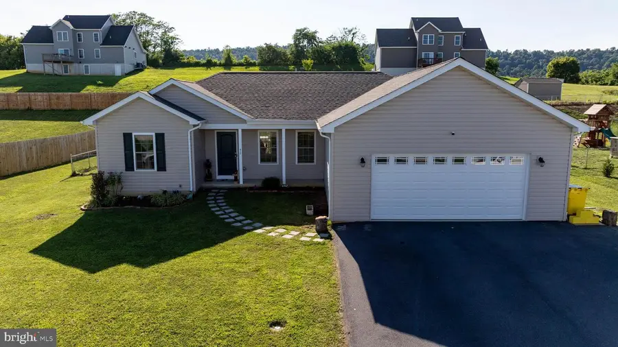 812 Duckwoods Ln, Martinsburg, WV 25403 - #2